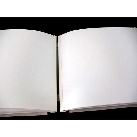 CREATIVE MEMORIES SCRAPBOOK ALBUM 7x7 Red Heart with pages, New - Picture 3 of 3